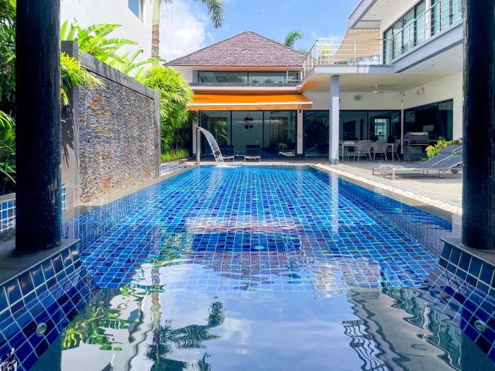 tropical haven 4 bedroom pool villa