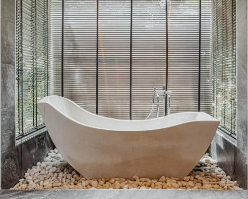 tropical haven 4 bedroom pool villa