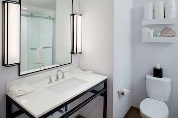 hilton garden inn providence