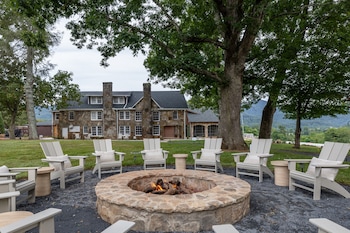dillard house