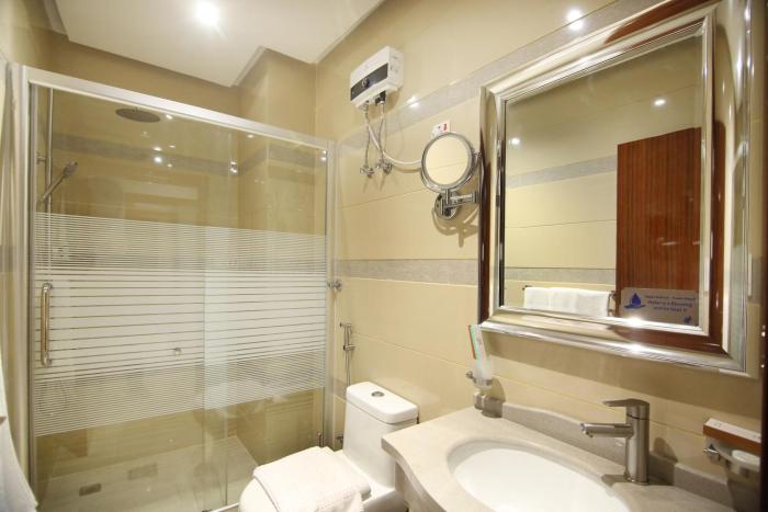 la richy hotel apartment