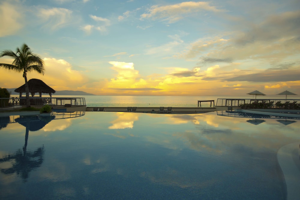 sunset plaza beach resort and spa pto vallarta all inclusive