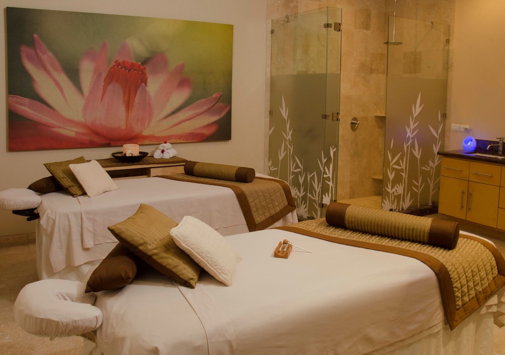 sunset plaza beach resort and spa pto vallarta all inclusive