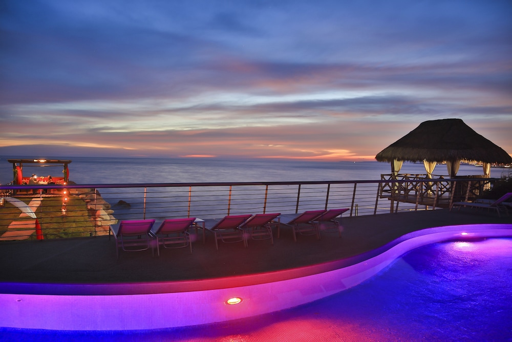 Sunset Plaza Beach Resort & Spa Pto Vallarta All Inclusive,Nuevo Vallarta>>Costa Careyes,5 star