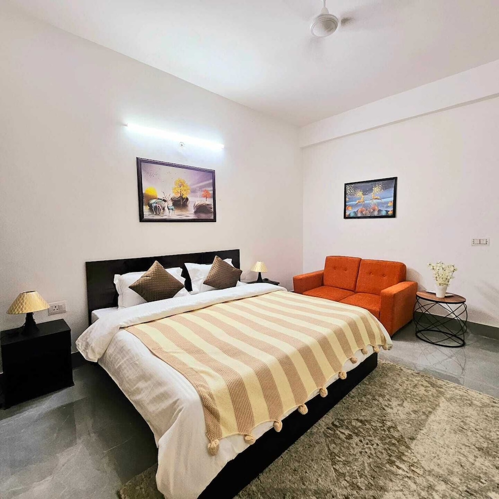 lux studio epic stay