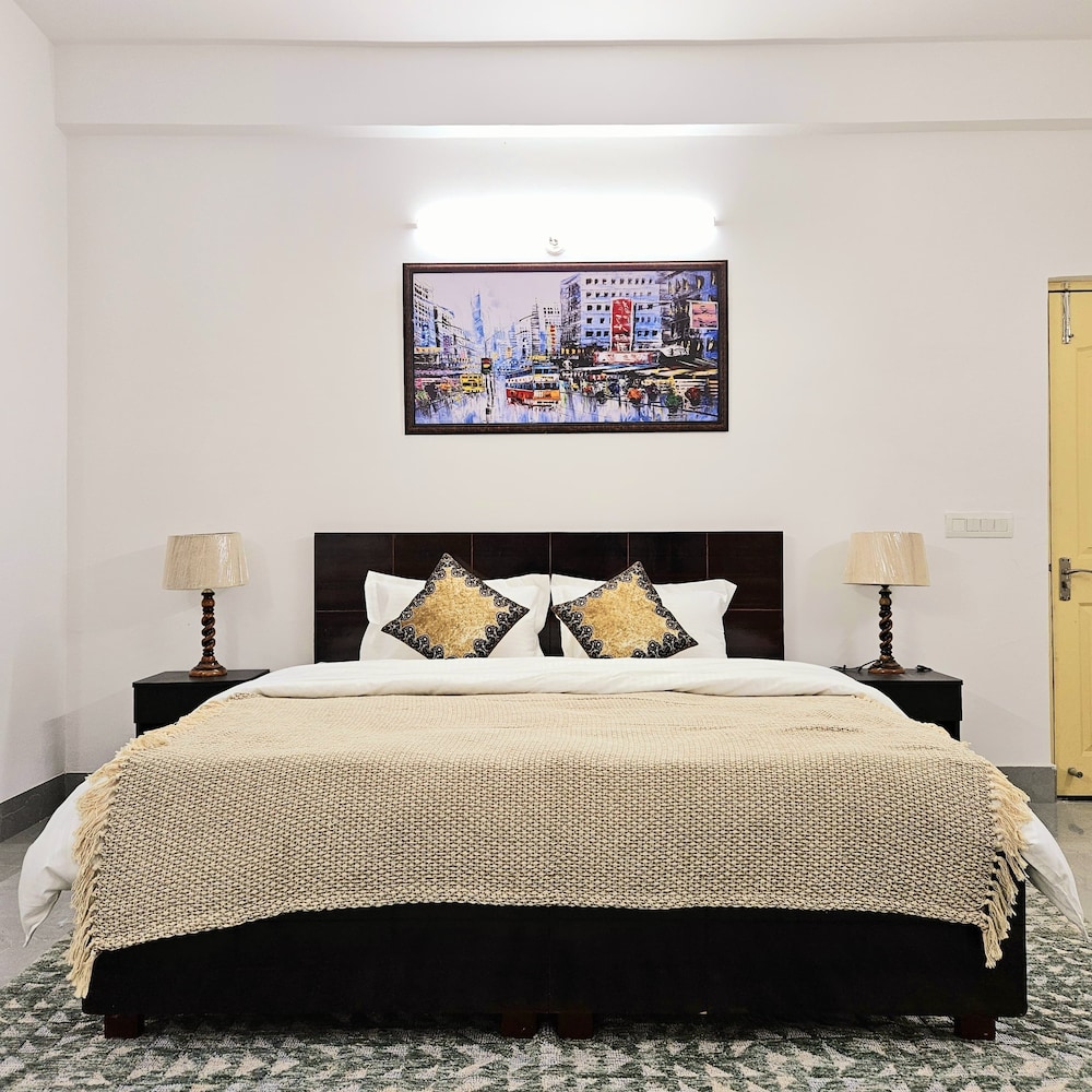 lux studio epic stay