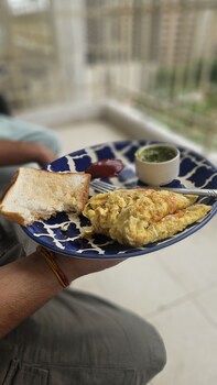 lux studio epic stay