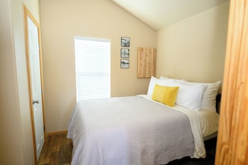 red leaf cottages