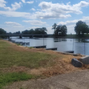 Red Leaf Cottages,4589 Us-82, Lake Village, Ar 71653,3 star