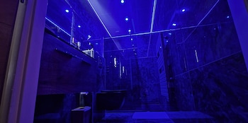 aka love room