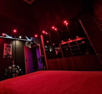 aka love room