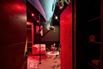 aka love room