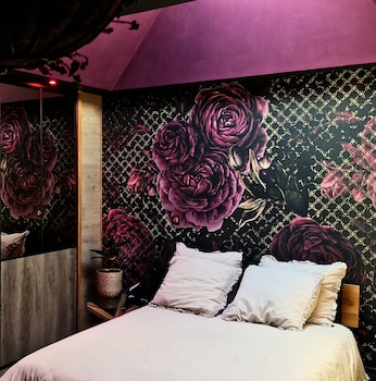 aka love room