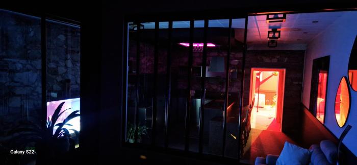 aka love room