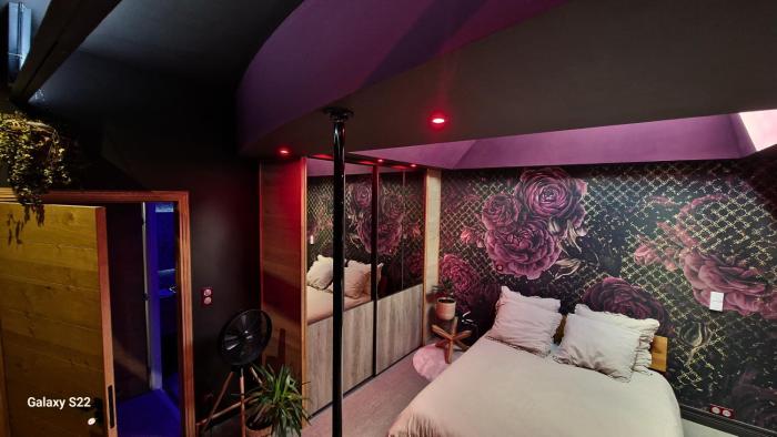 aka love room