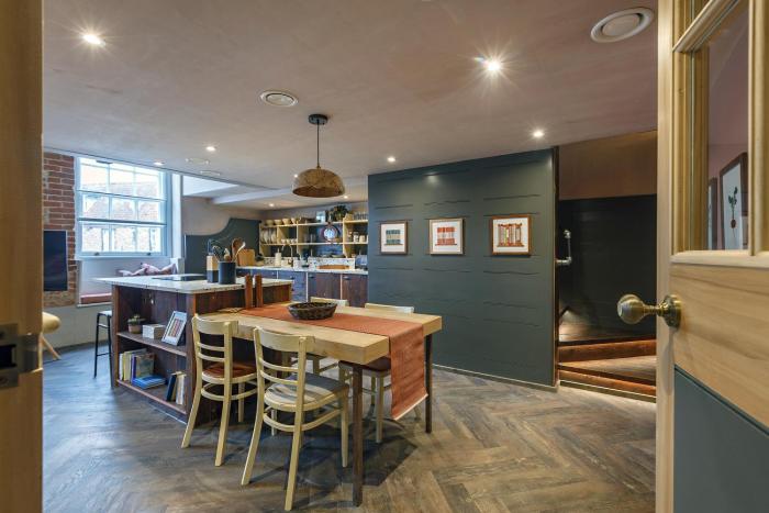 shirehall apartments