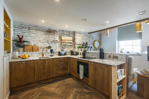 shirehall apartments