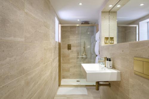 shirehall apartments