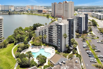 Premium Condos Near Universal Studios,6165 Carrier Dr,4 star