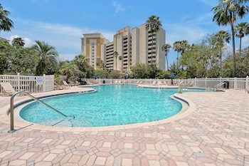 Premium Condos Near Universal Studios,6165 Carrier Dr,4 star