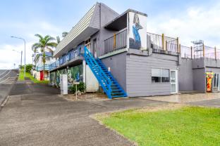 innisfail riverfront motel