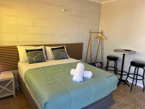 innisfail riverfront motel