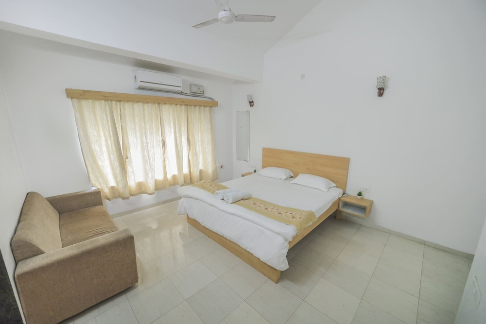 3bhk w pool dream habitat by universe villas