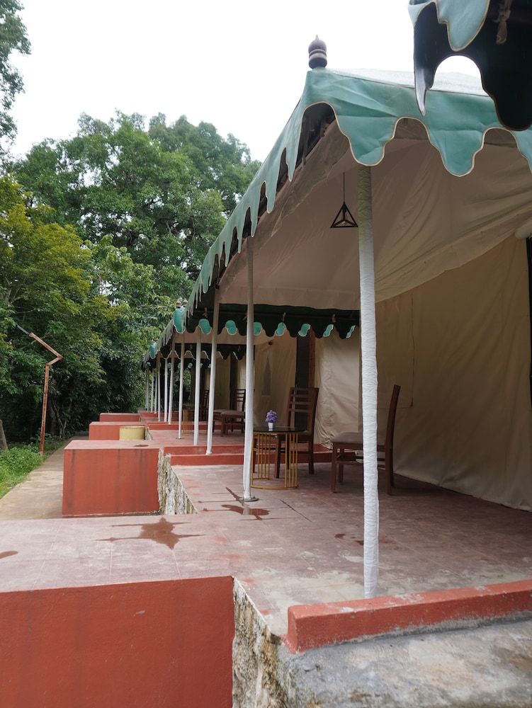 ashoka jungle river resort