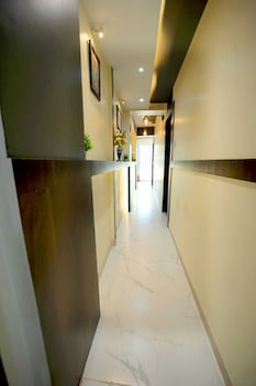 n m hotel