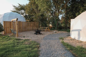 Ferncrest Flint Creek,,3 star