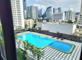 direct rooms at omni complex nana