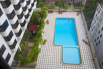 direct rooms at omni complex nana