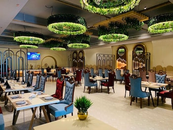 hotel miracle resorts