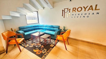 Royal Meredian Living,,2 star