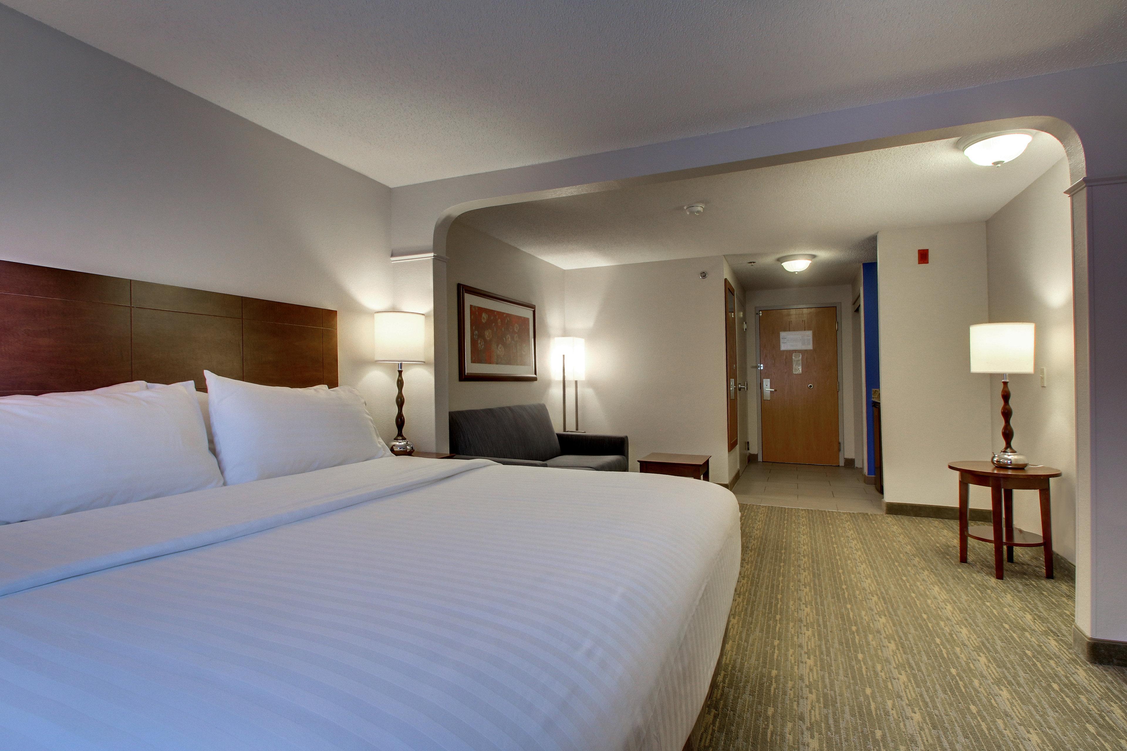 holiday inn express and suites lincoln east white mountains