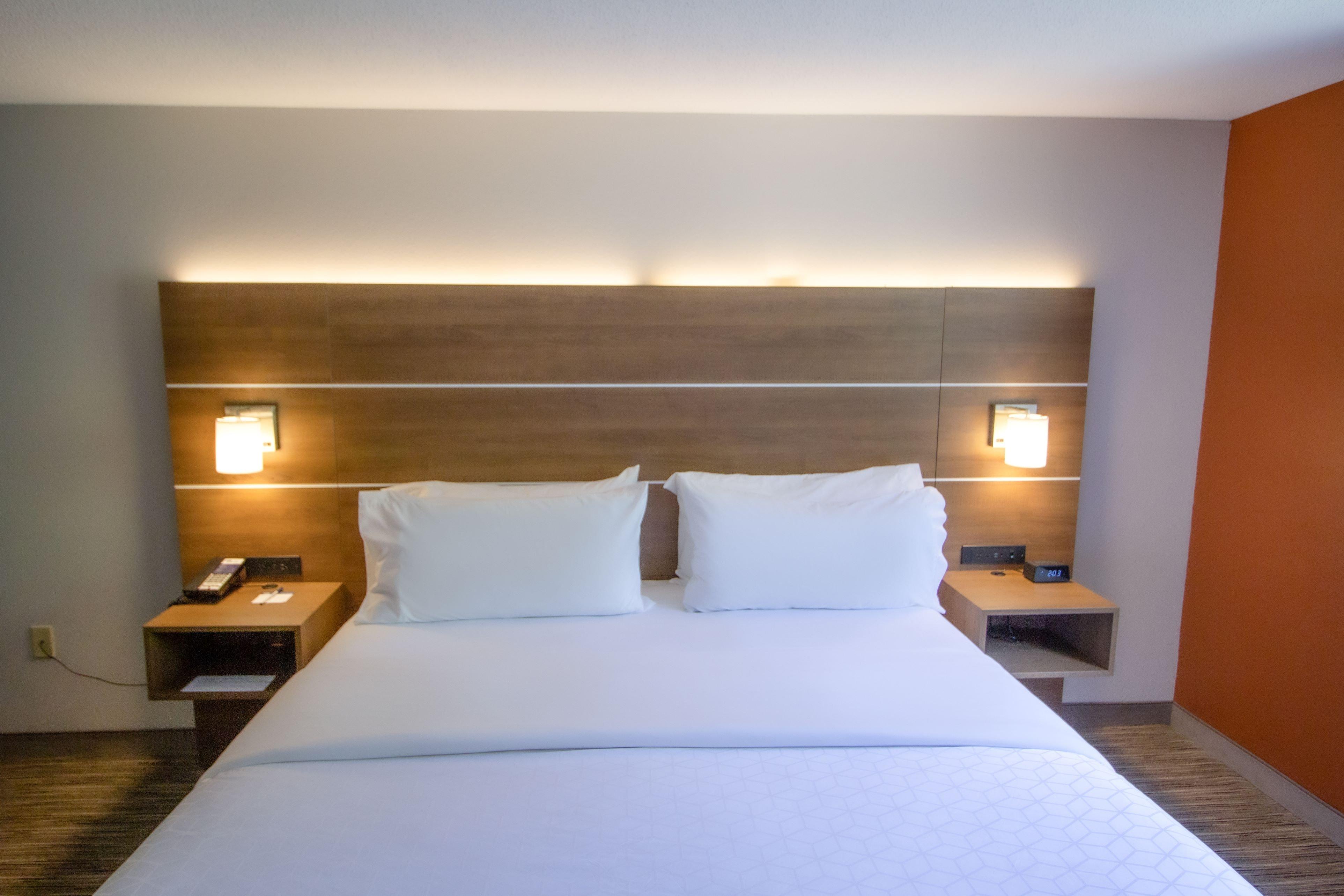 holiday inn express and suites lincoln east white mountains