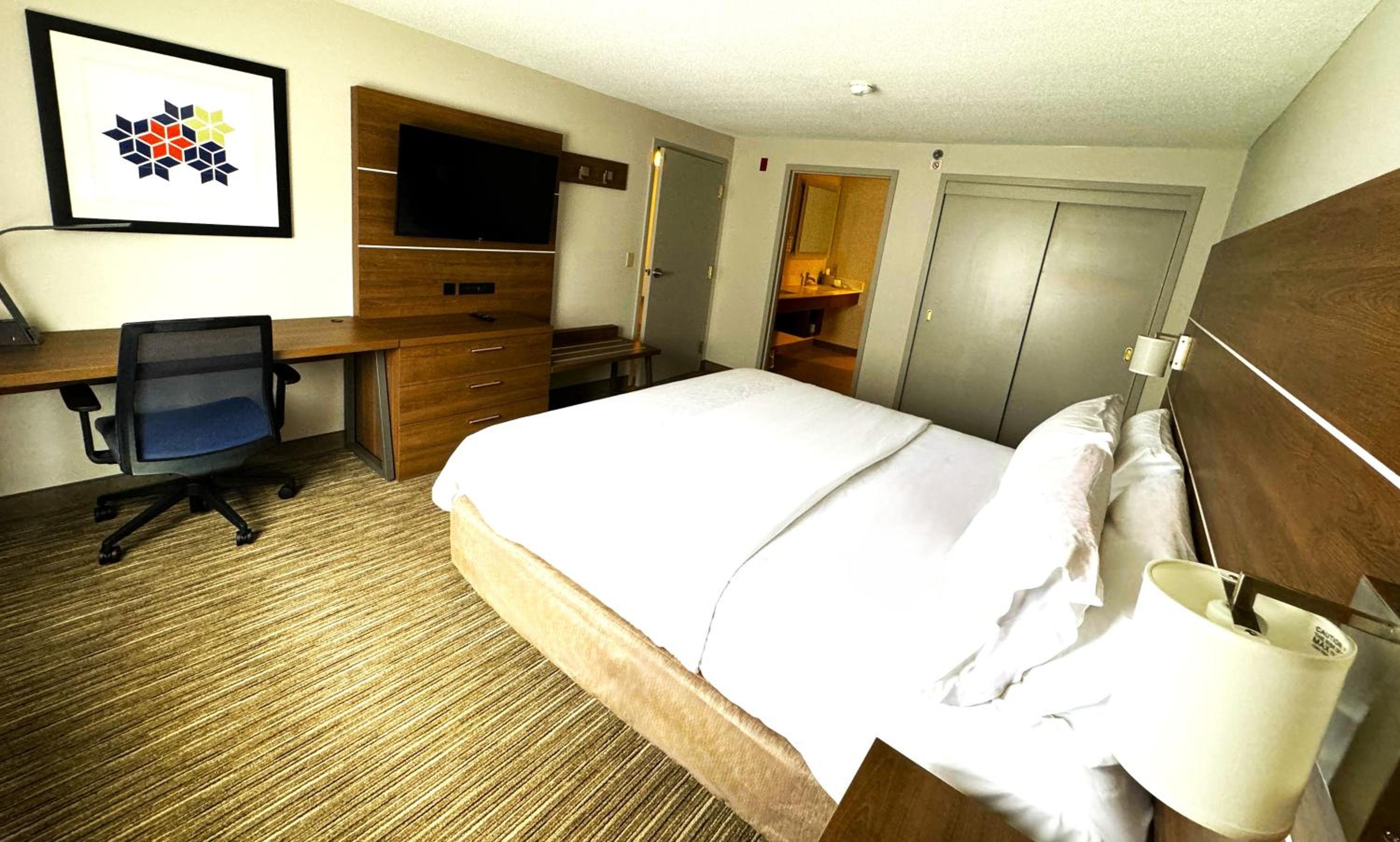 holiday inn express and suites lincoln east white mountains