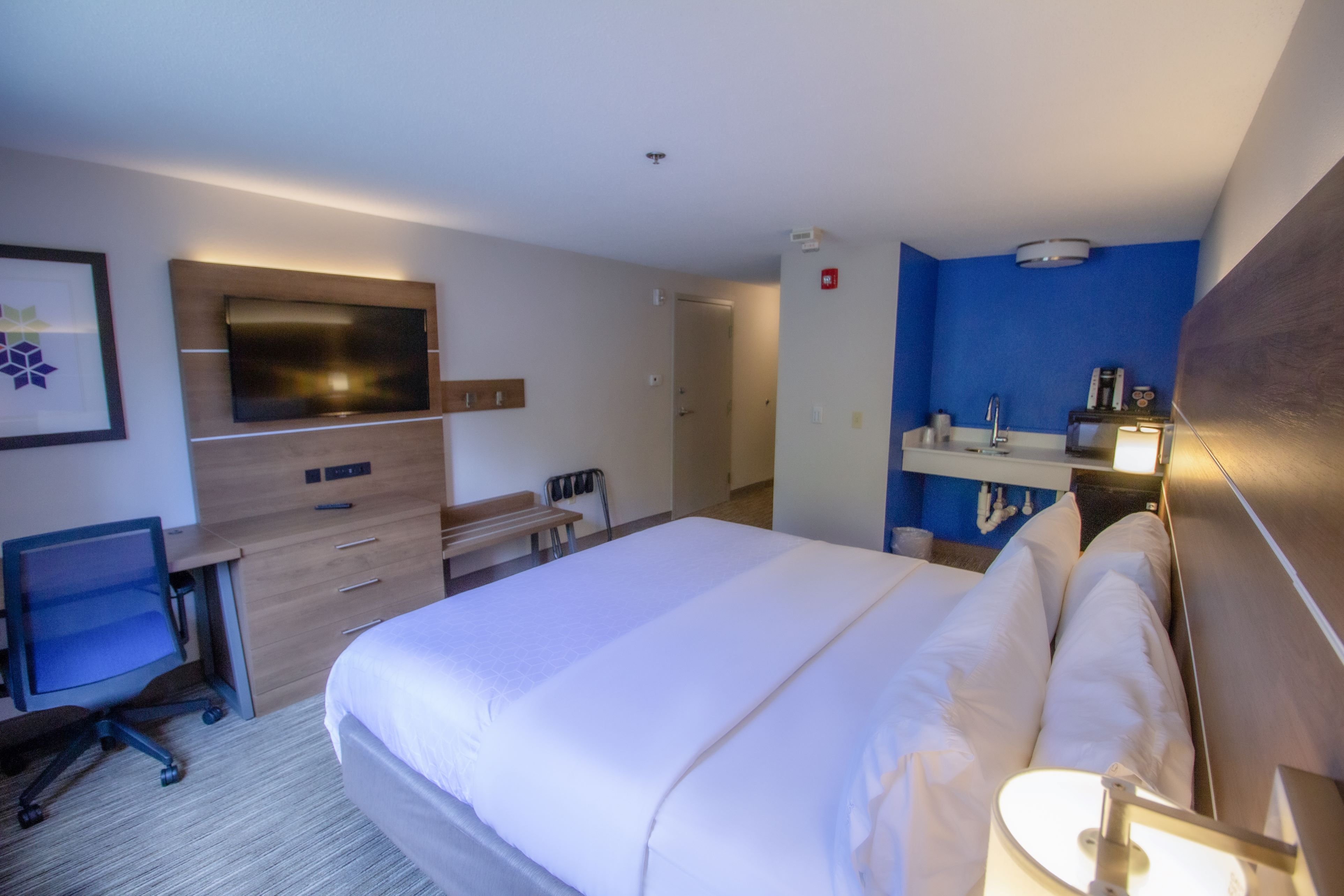holiday inn express and suites lincoln east white mountains