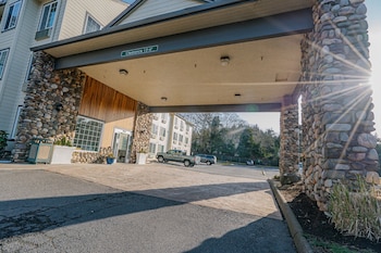 the ashley inn and suites