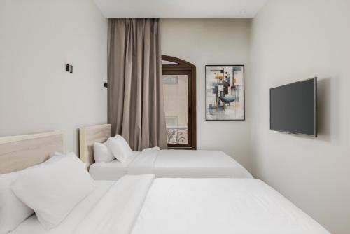sleep inn apart hotel