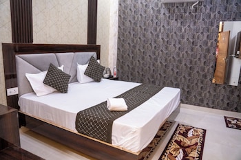 sr guest house