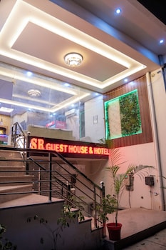sr guest house