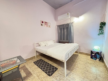 dormtales varanasi homely hostel