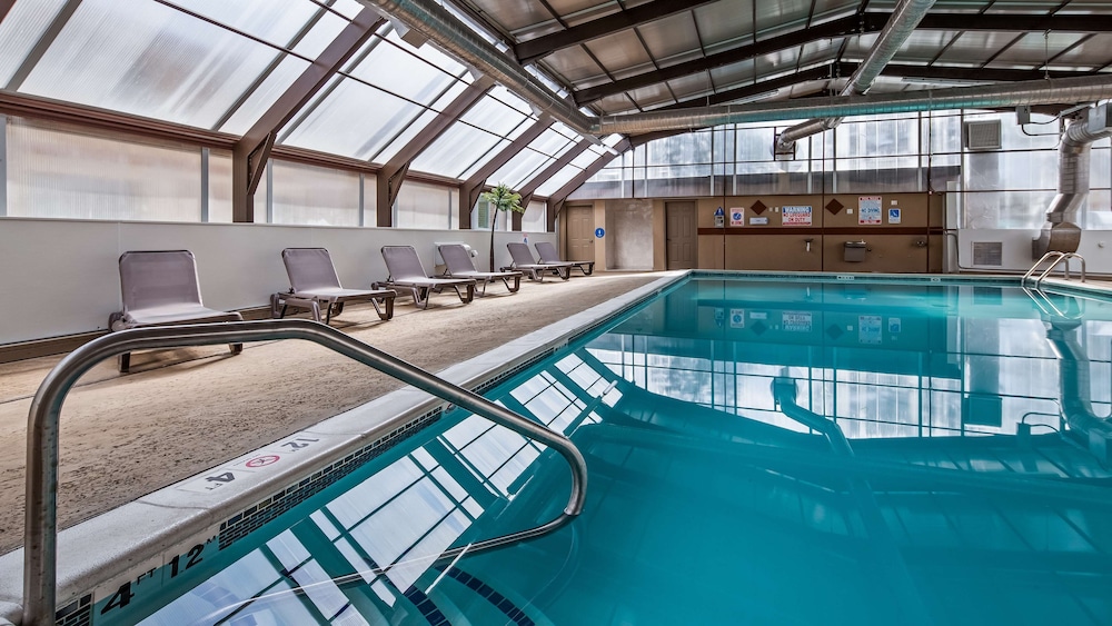 best western detroit livonia
