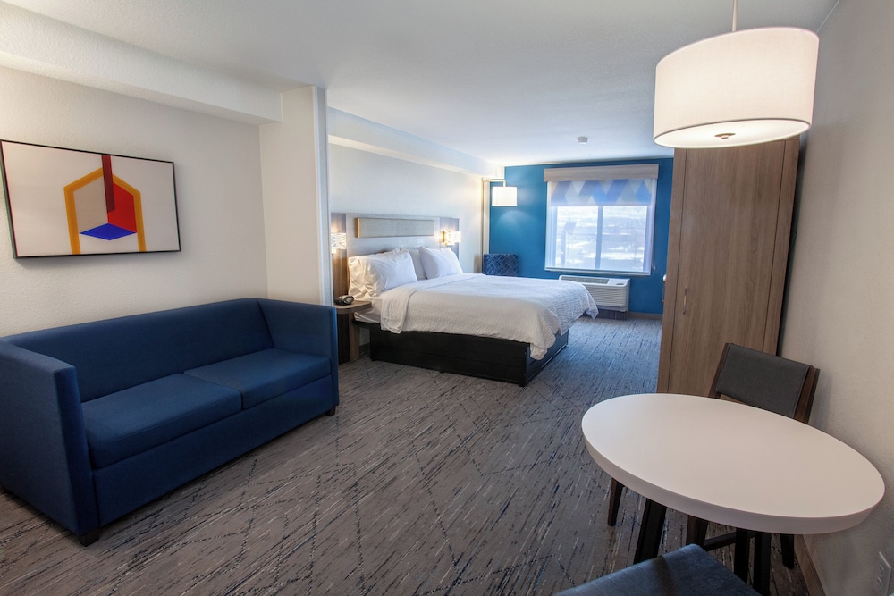 holiday inn express and suites logan by ihg
