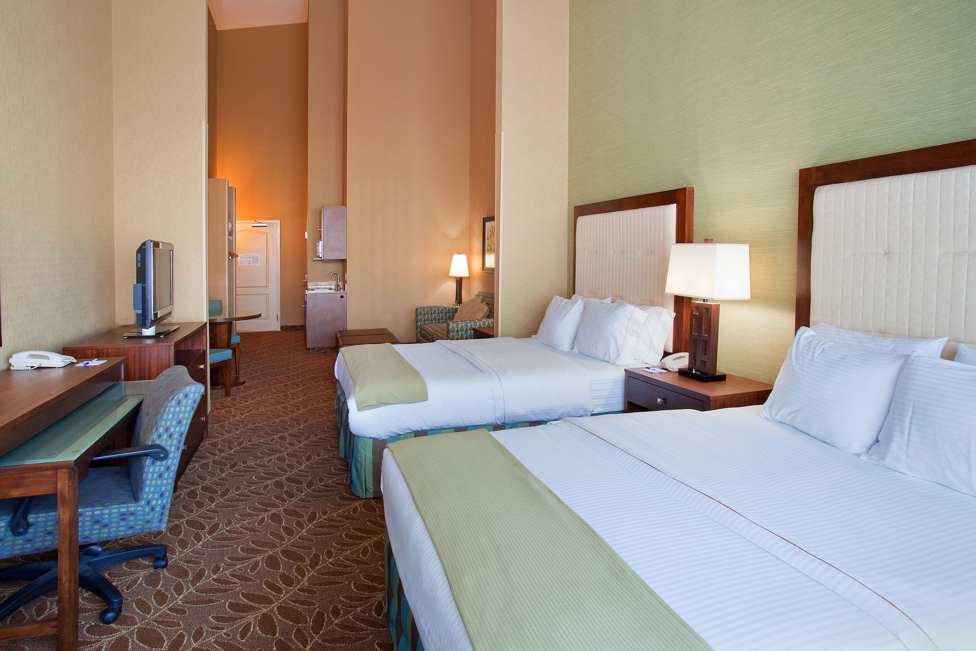 holiday inn express and suites logan by ihg