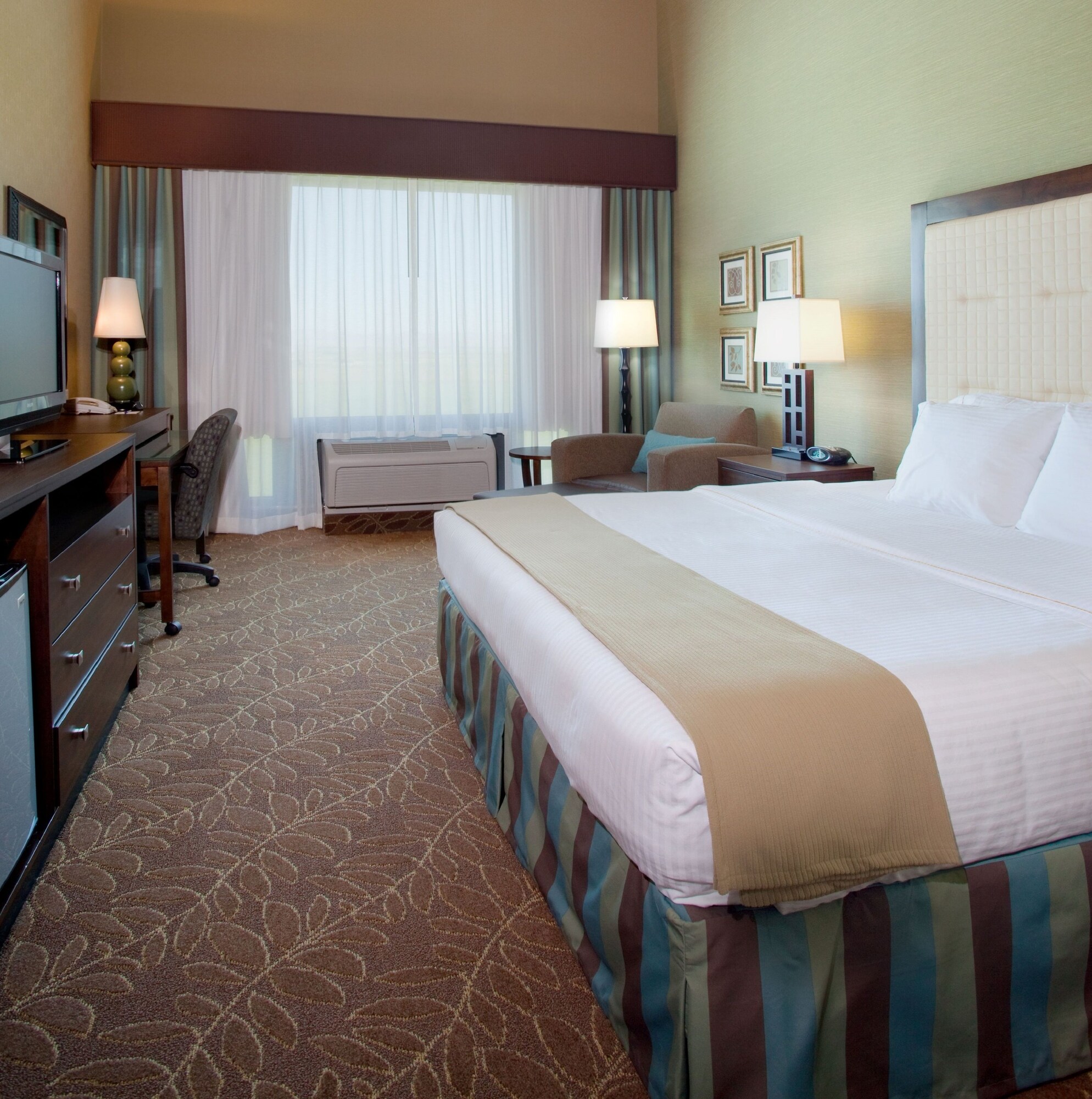 holiday inn express and suites logan by ihg
