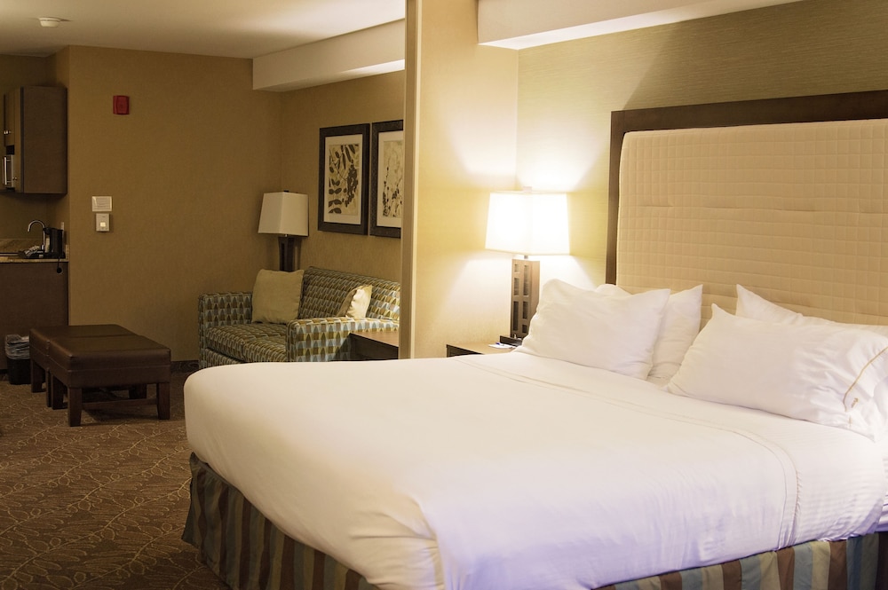 holiday inn express and suites logan by ihg