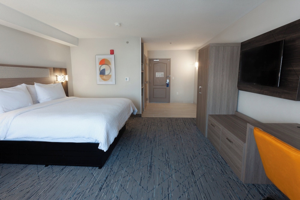 holiday inn express and suites logan by ihg