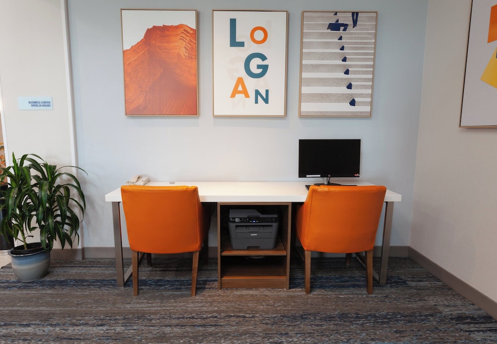 holiday inn express and suites logan by ihg